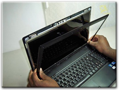 Замена экрана ноутбука Lenovo в Набережных Челнах